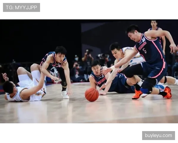 战术犯规的判罚标准与裁判应对原则详解